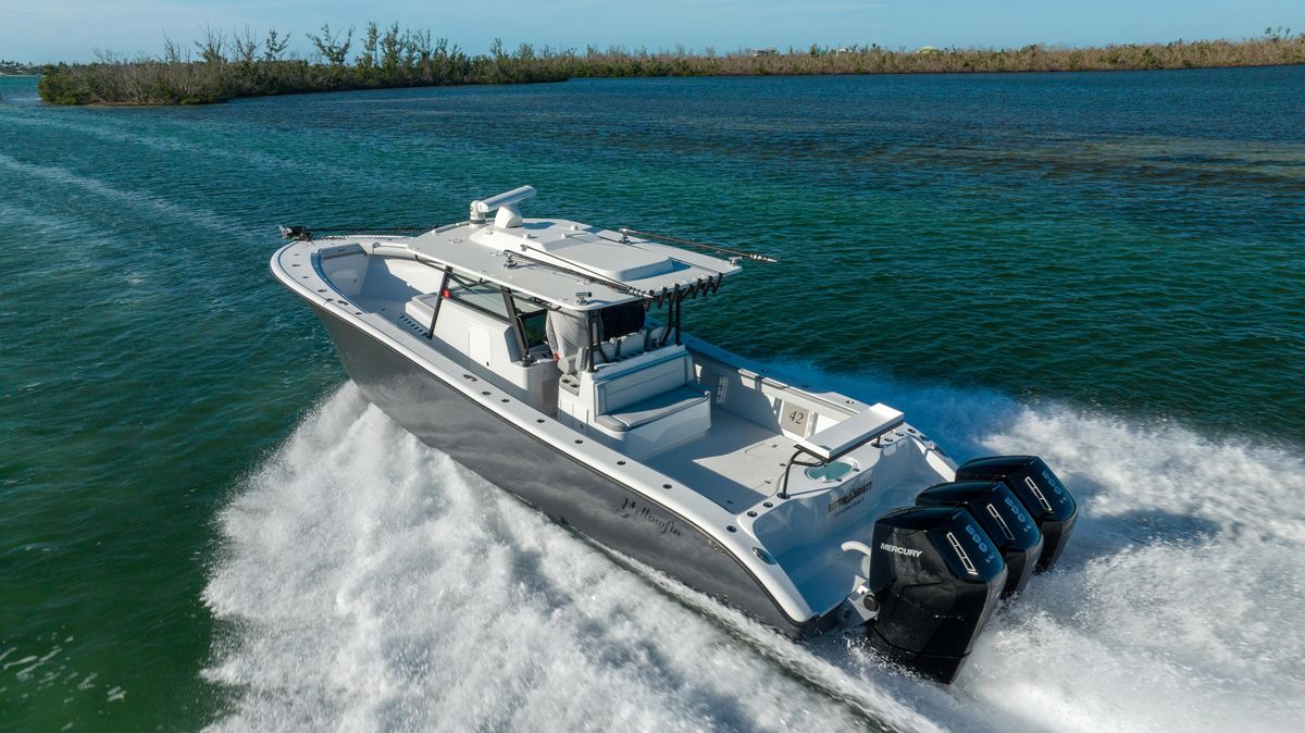 2023 Yellowfin 42 