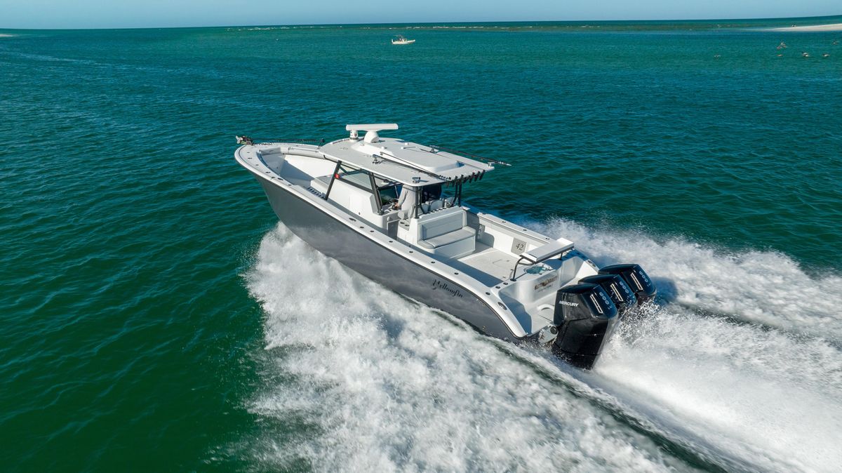 2023 Yellowfin 42 