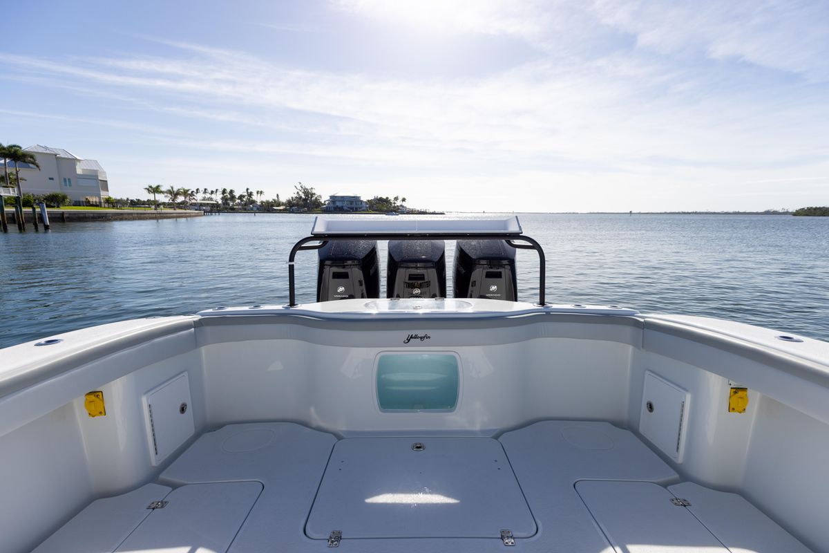 2023 Yellowfin 42 