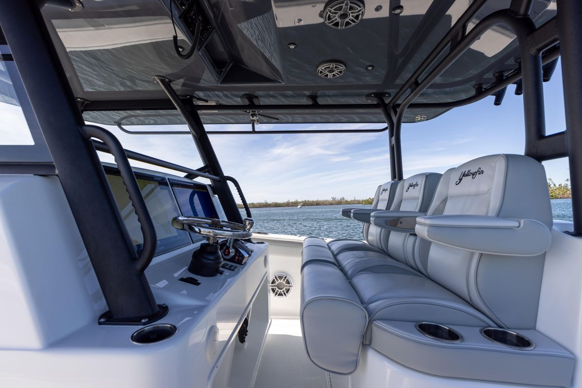 2023 Yellowfin 42 