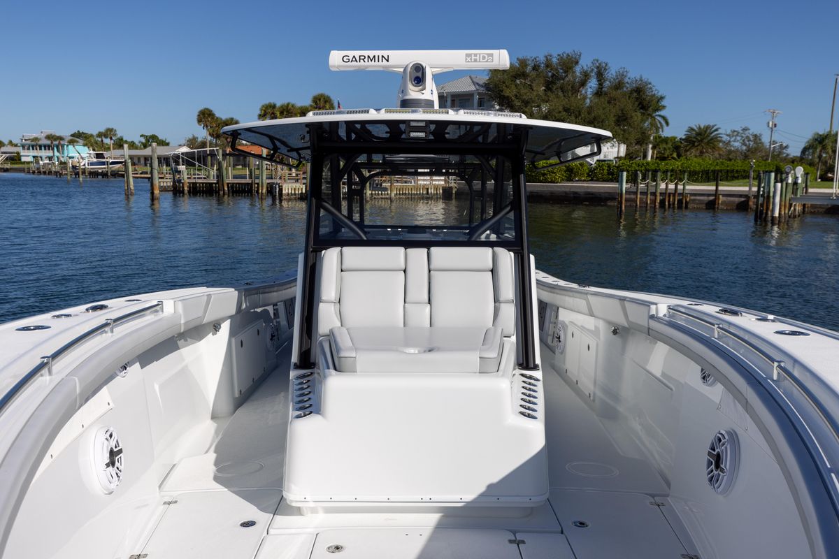 2023 Yellowfin 42 