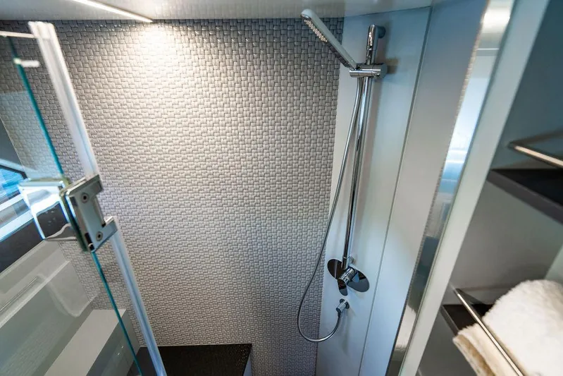 Two Bite Yacht Photos Pics 