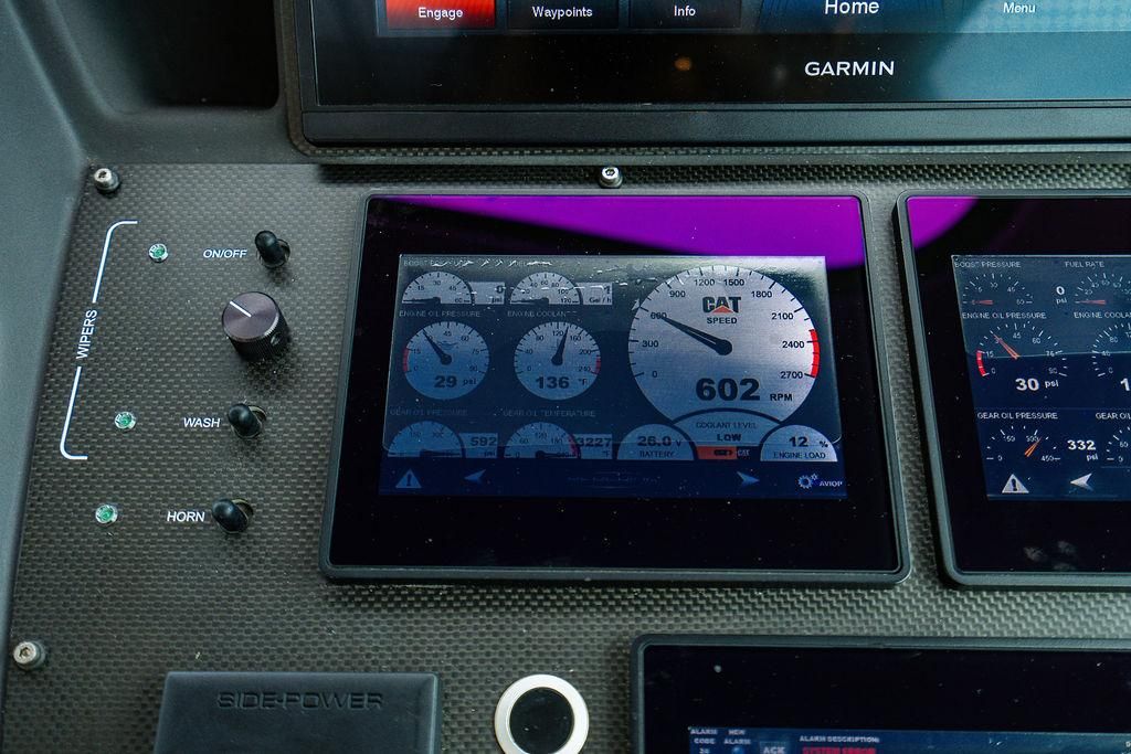 2018 Pershing 54 