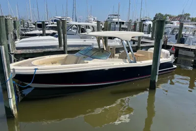 Chris-Craft Calypso 30
