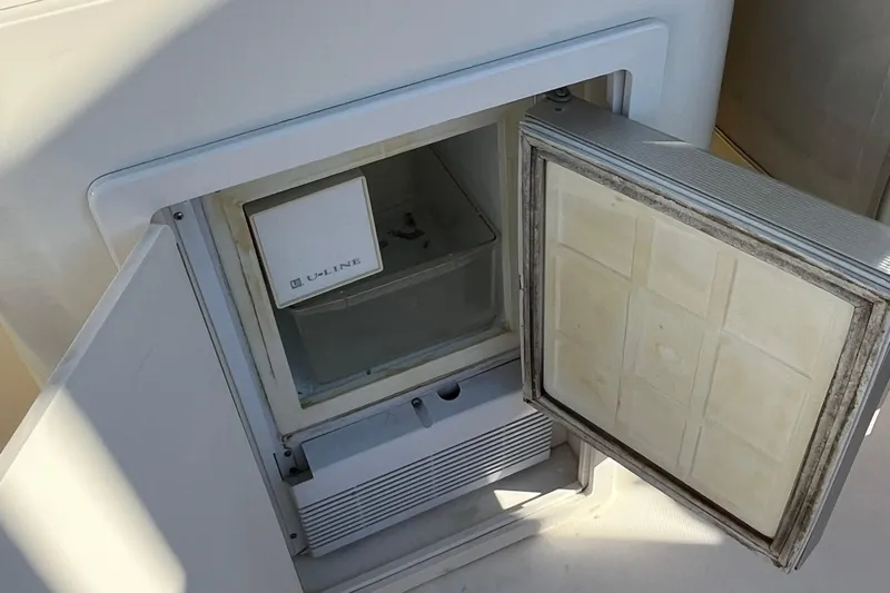 Sachem Yacht Photos Pics Open U-Line ice maker on 2006 Sabre 36 Flybridge Sedan yacht.