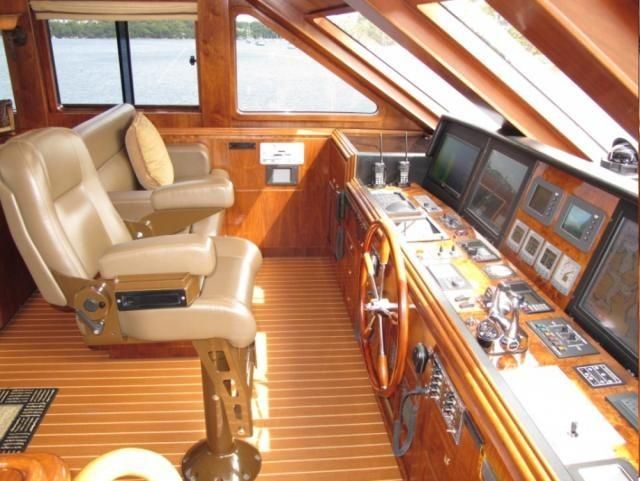 2007-90-3-hargrave-90-motor-yacht
