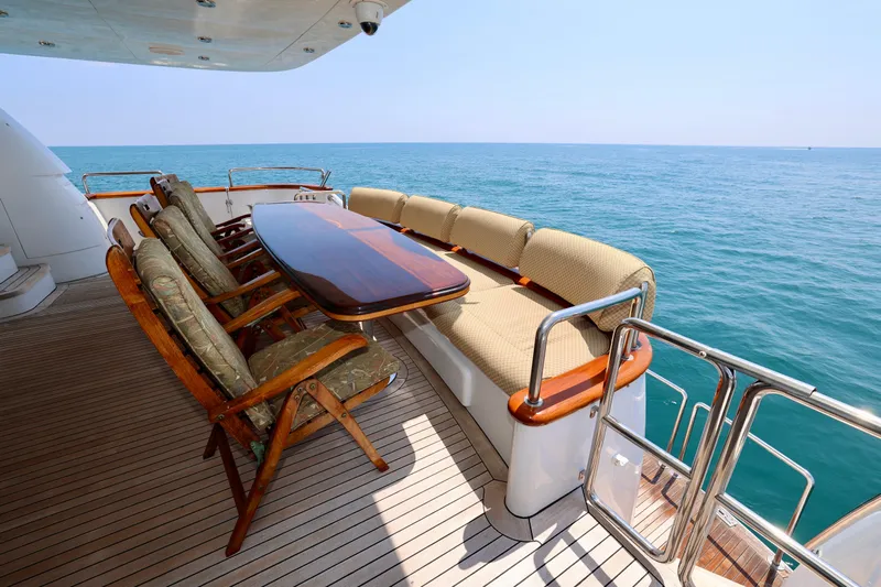 My Destiny Yacht Photos Pics 2001 DESTINY 98