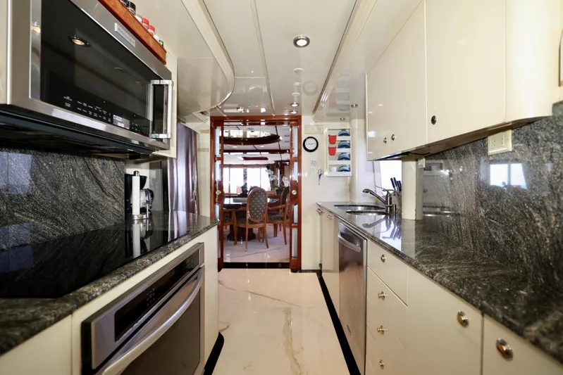 My Destiny Yacht Photos Pics 2001 DESTINY 98