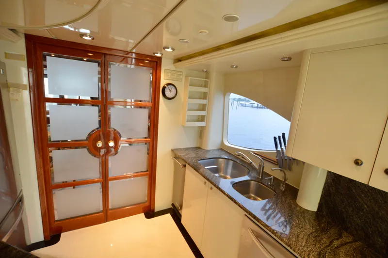 My Destiny Yacht Photos Pics 2001 DESTINY 98