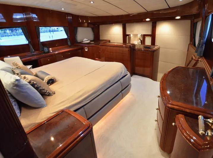 My Destiny Yacht Photos Pics 