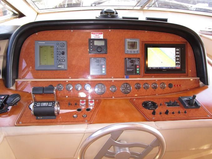 2003 Ferretti Yachts 59 