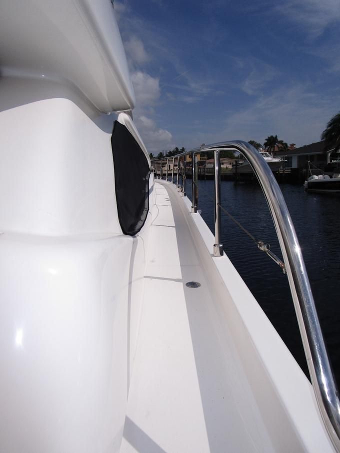 2003 Ferretti Yachts 59 