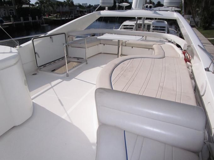 2003 Ferretti Yachts 59 