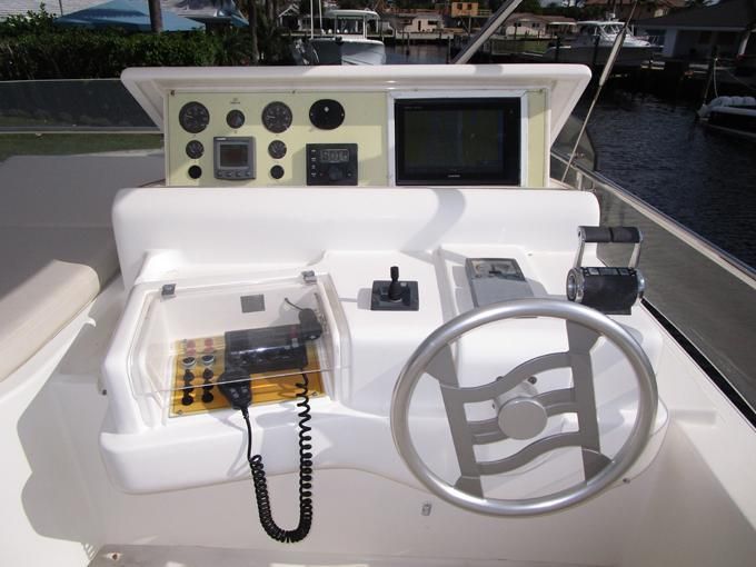 2003 Ferretti Yachts 59 