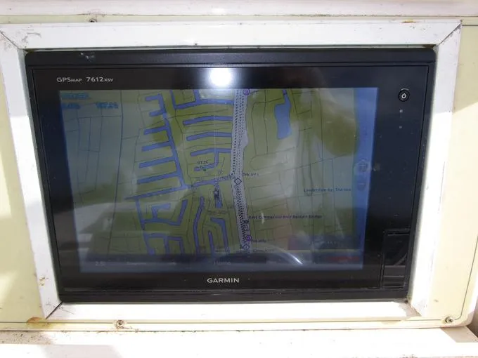 Pretty Lady Yacht Photos Pics Garmin