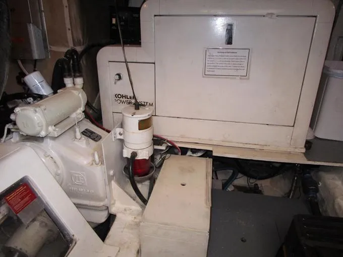 Pretty Lady Yacht Photos Pics Engine Room Fwd.