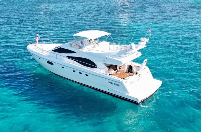 2003 Ferretti Yachts 59 