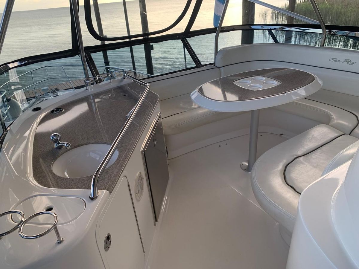 2006 Sea Ray 52 
