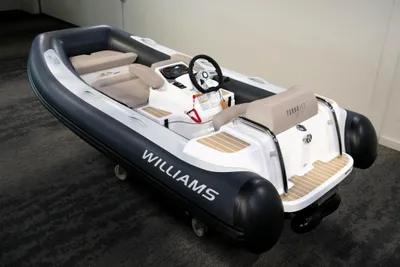 2025 Williams Jet Tenders Turbojet 325