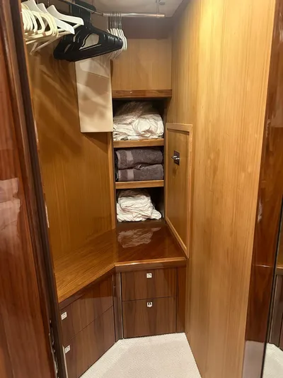 Blue Yacht Photos Pics 