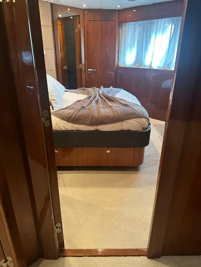 Blue Yacht Photos Pics 