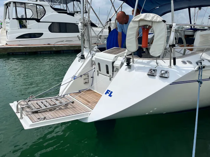 Lali Yacht Photos Pics 