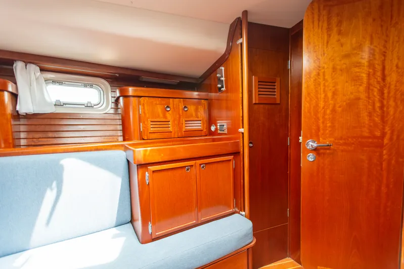 Lali Yacht Photos Pics 