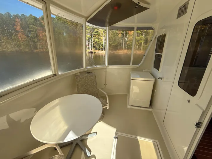 Little Lady Yacht Photos Pics Enclosed Aft Deck