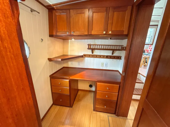 Little Lady Yacht Photos Pics Starboard Office