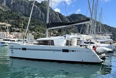 Lagoon 450 F