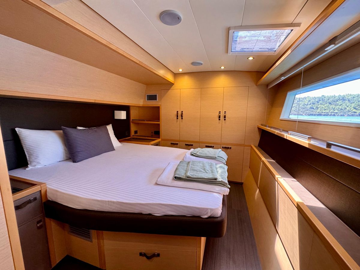 2016 Lagoon 63 