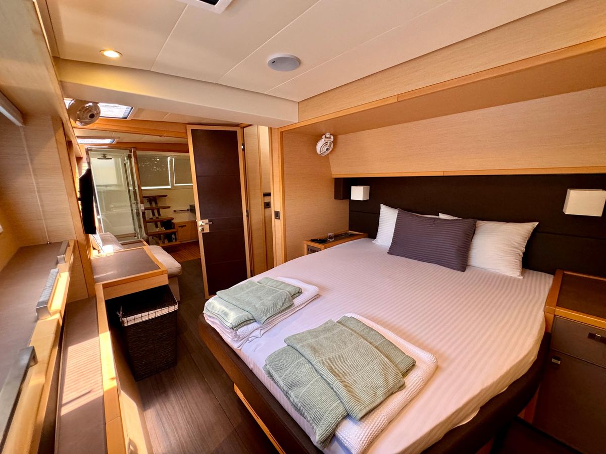 2016 Lagoon 63 