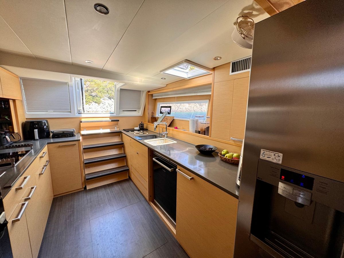 2016 Lagoon 63 