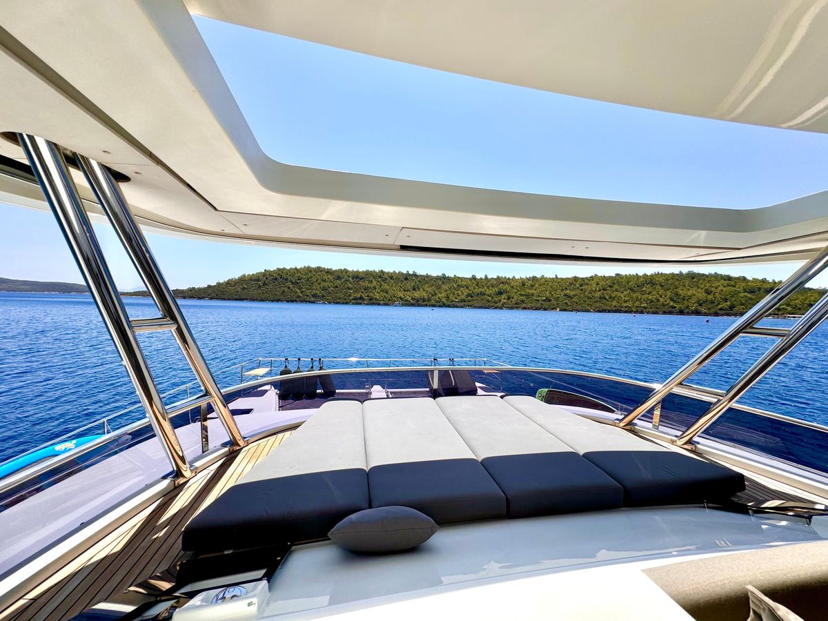 2016 Lagoon 63 