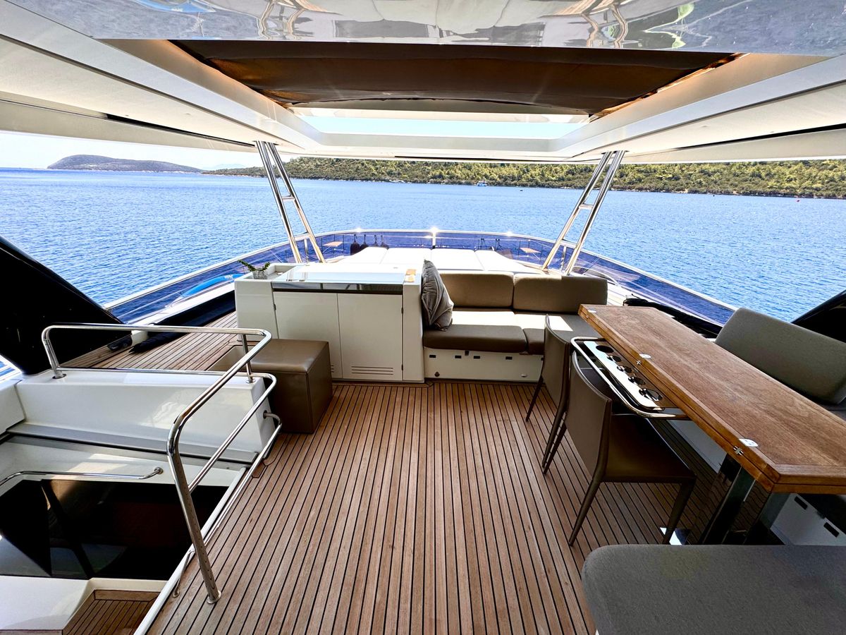 2016 Lagoon 63 