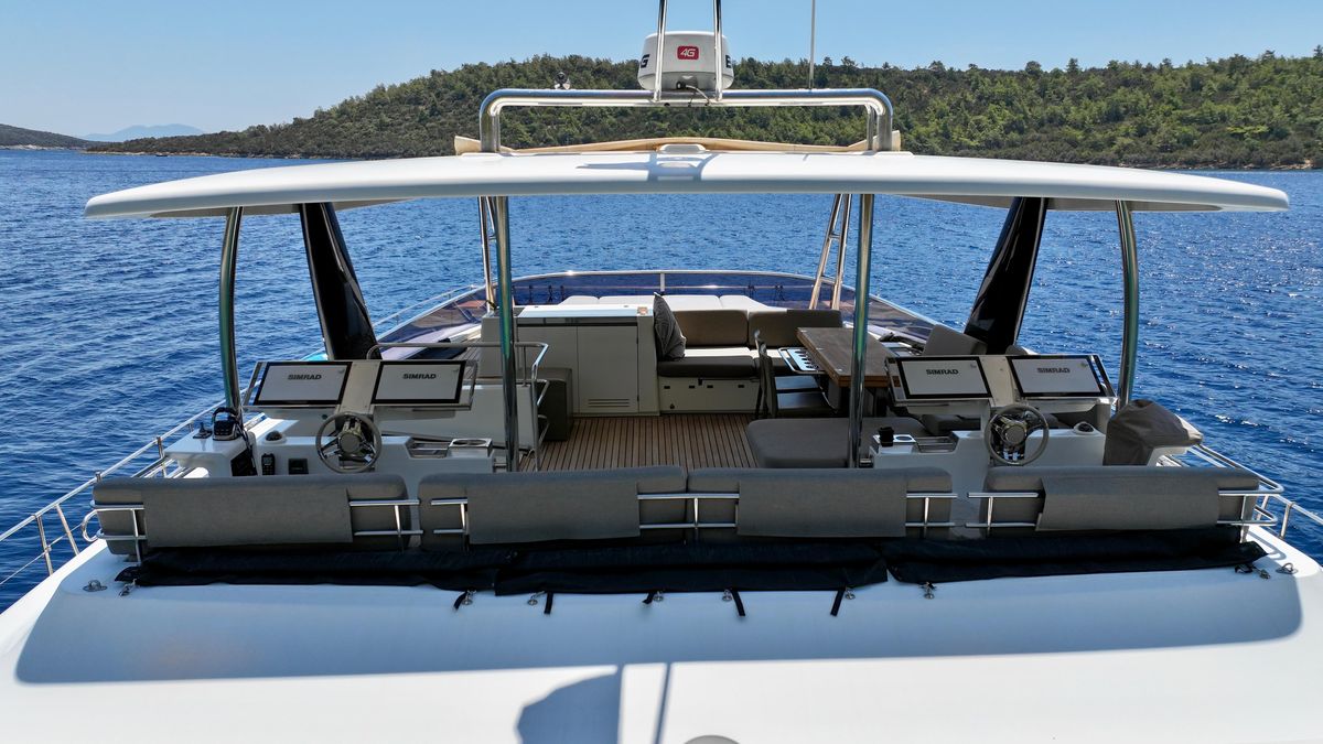 2016 Lagoon 63 