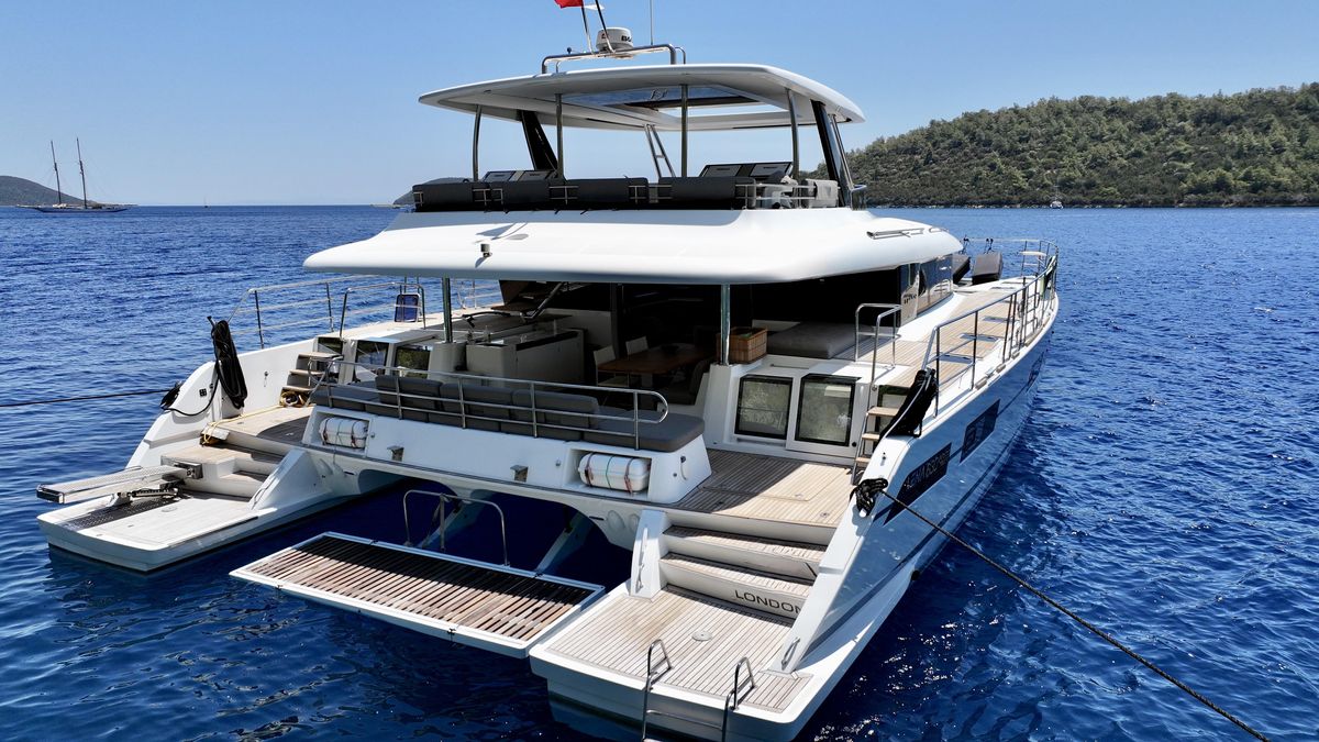 2016 Lagoon 63 