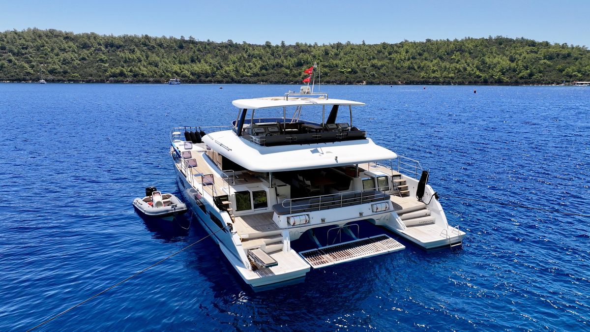 2016 Lagoon 63 