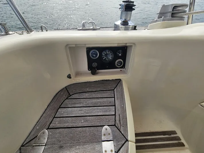 Voyager Yacht Photos Pics 