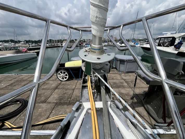 Lali Yacht Photos Pics Bow view of 1994 Beneteau Oceanis 510 CU sailboat docked at marina.