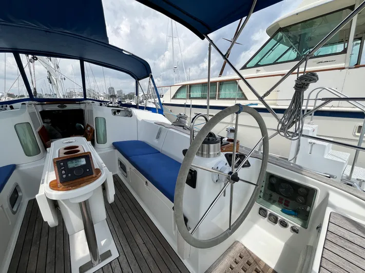 Lali Yacht Photos Pics 