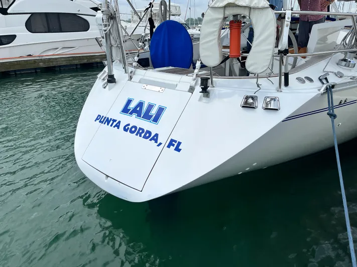 Lali Yacht Photos Pics 