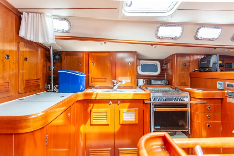 Lali Yacht Photos Pics 