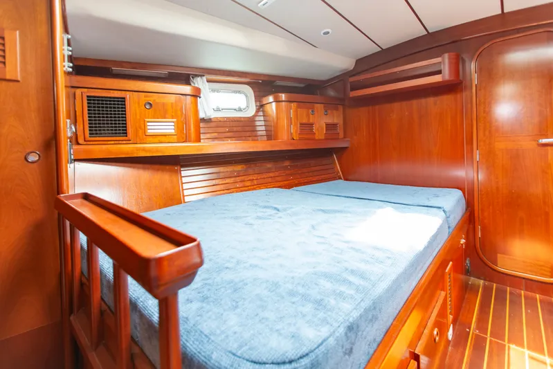 Lali Yacht Photos Pics 