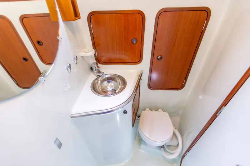 Lali Yacht Photos Pics 