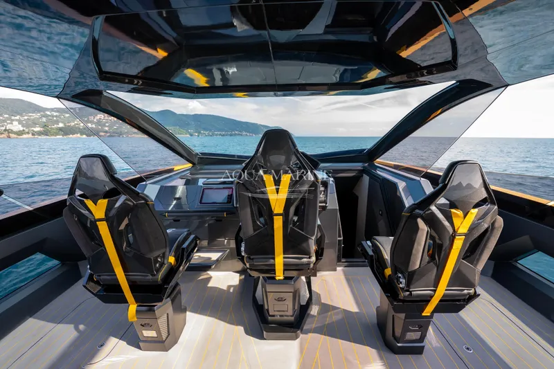 Fast Toy Yacht Photos Pics Interior of 2023 Tecnomar for Lamborghini 63 yacht with sleek design and luxury seating.