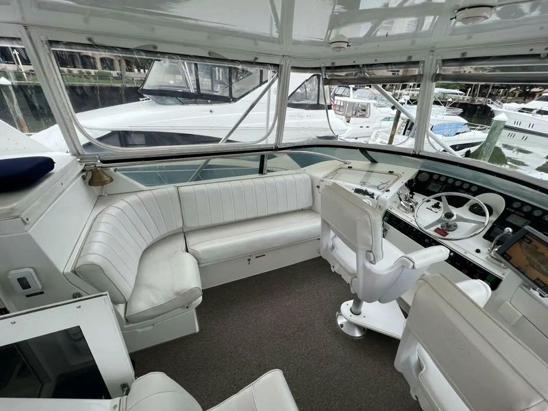 1993 Hatteras Motor Yacht