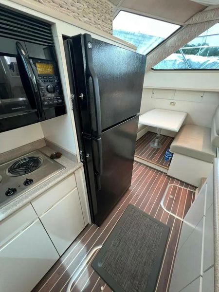 1993 Hatteras Motor Yacht