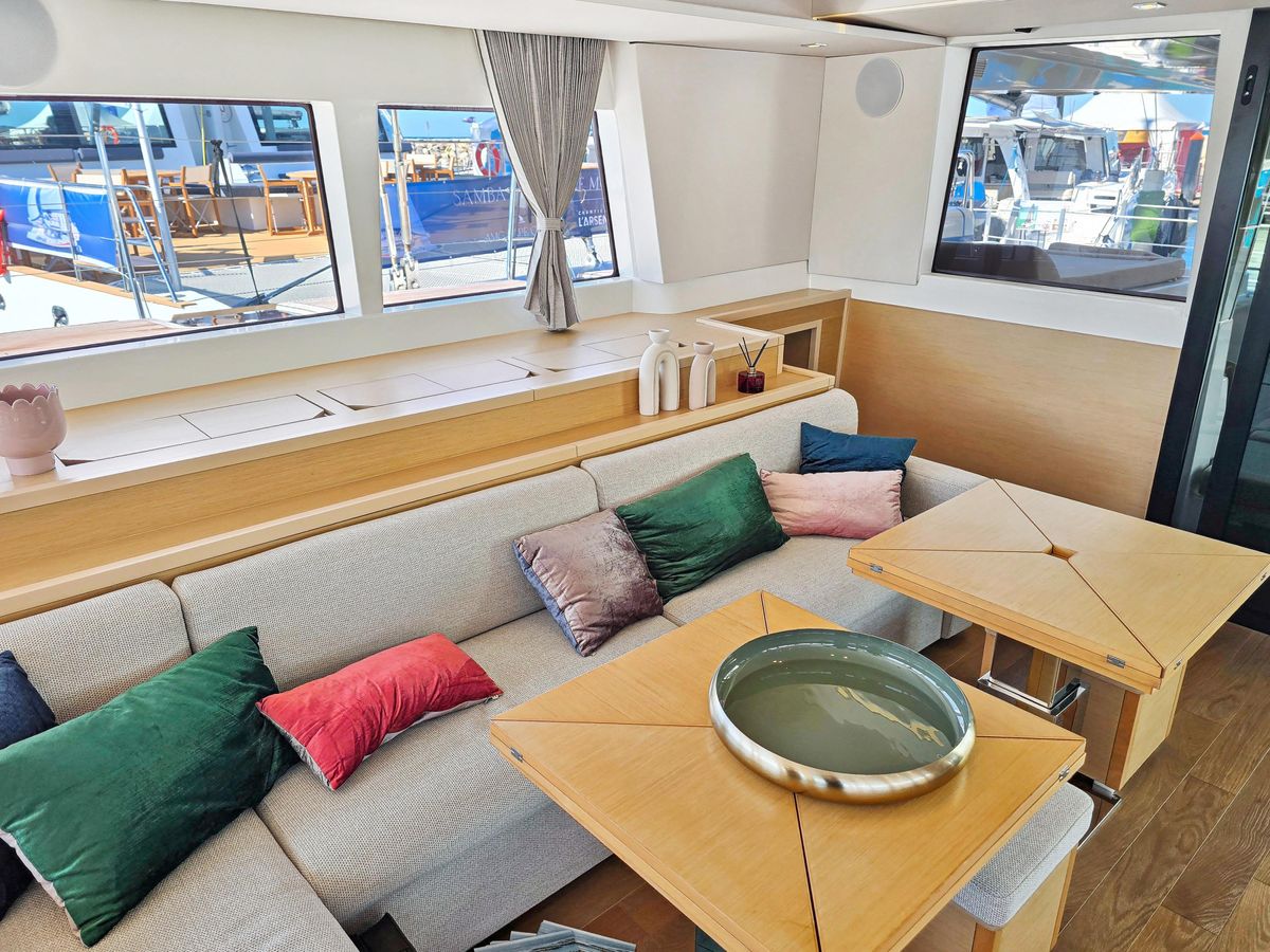 2012 Lagoon 62 