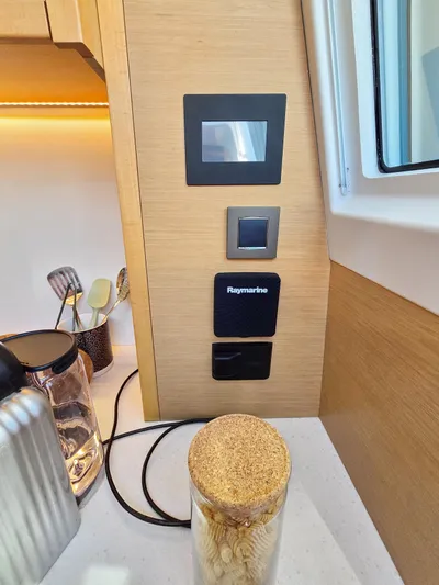 Firefly Yacht Photos Pics 